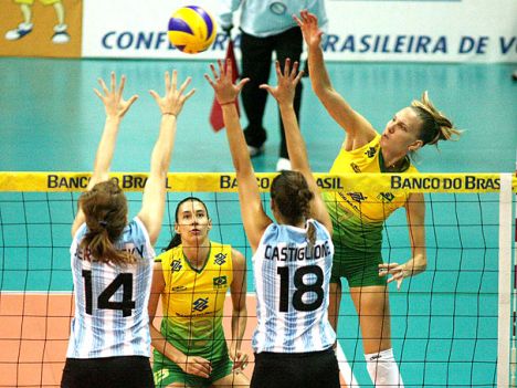 Rio de Janeiro se refor�a com Mari e Sheilla.