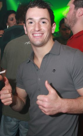 Diego Hypolito curte festa na Jungle Club!