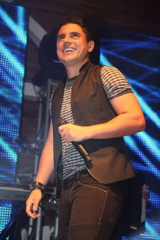 Hugo Pena lan�a carreira solo no Wood's S�o Paulo