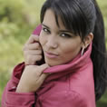 Let�cia Hostins